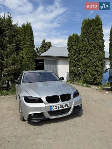 BMW 3 Series 2010