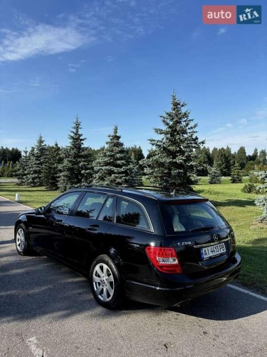 Mercedes-Benz C-Class 2012
