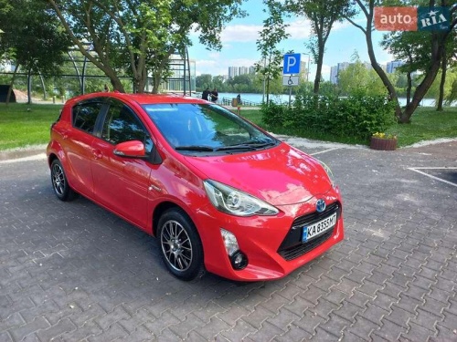 Toyota Aqua 2016