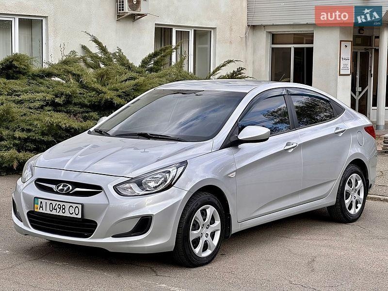 Hyundai Accent 2011