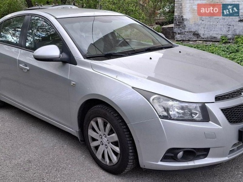 Chevrolet Cruze 2011
