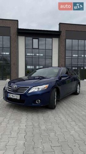 Toyota Camry 2010
