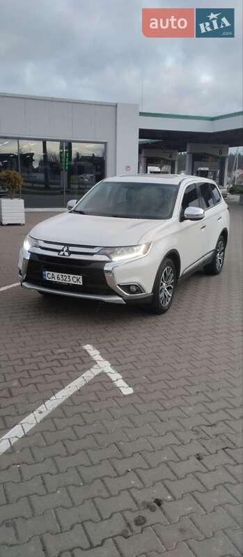 Mitsubishi Outlander 2017