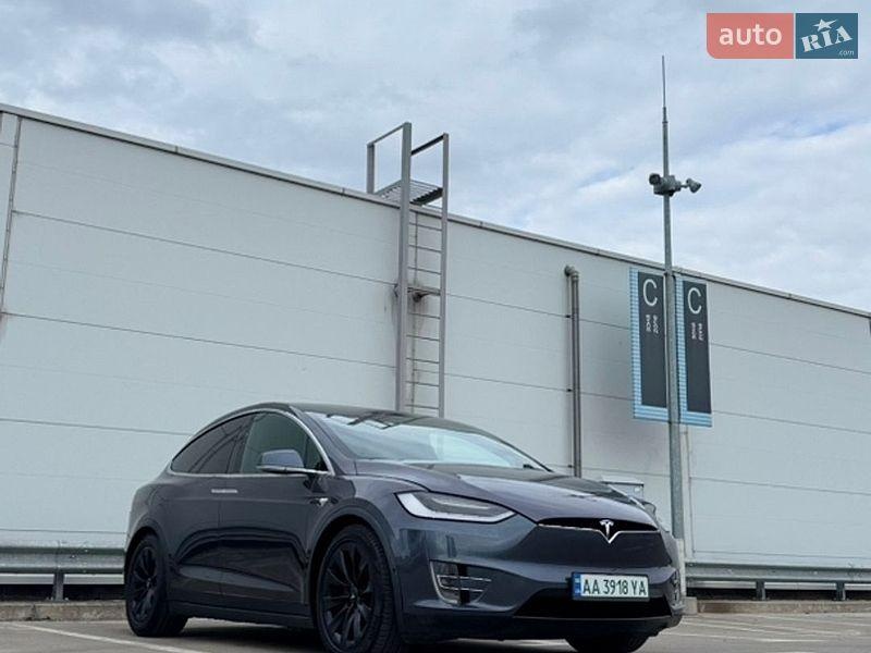 Tesla Model X 2017
