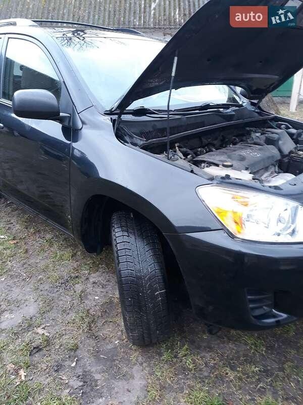 Toyota RAV4 2010