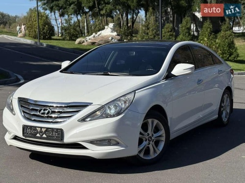 Hyundai Sonata 2012