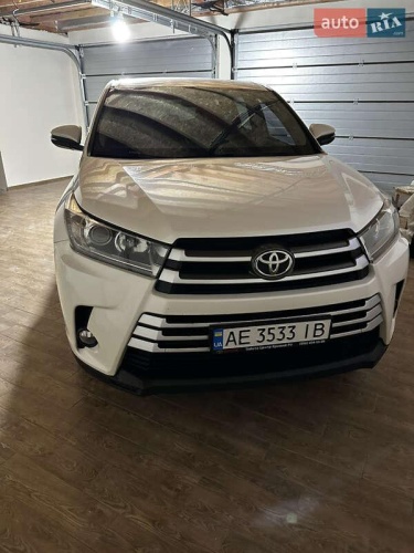 Toyota Highlander 2017