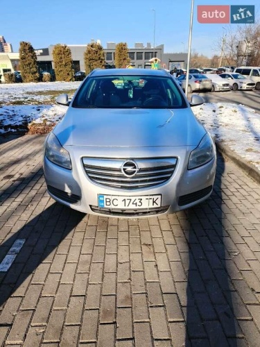 Opel Insignia 2011