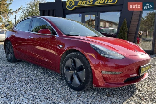 Tesla Model 3 2019