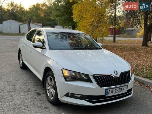 Skoda Superb 2016