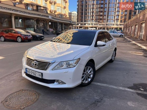 Toyota Camry 2012