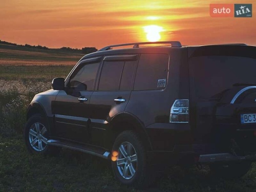 Mitsubishi Pajero 2009
