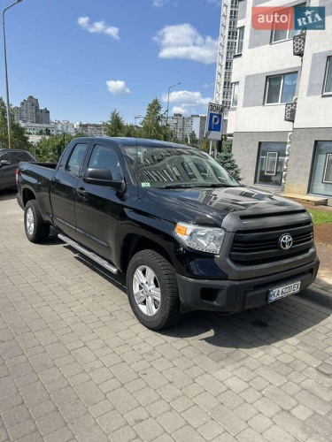 Toyota Tundra 2016