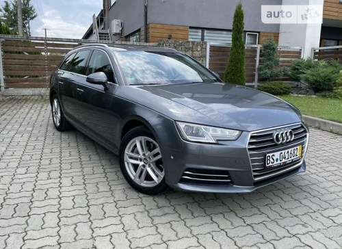 Audi A4 2016