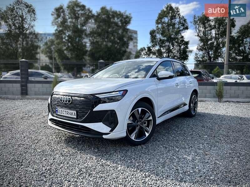 Audi Q4 e-tron 2024