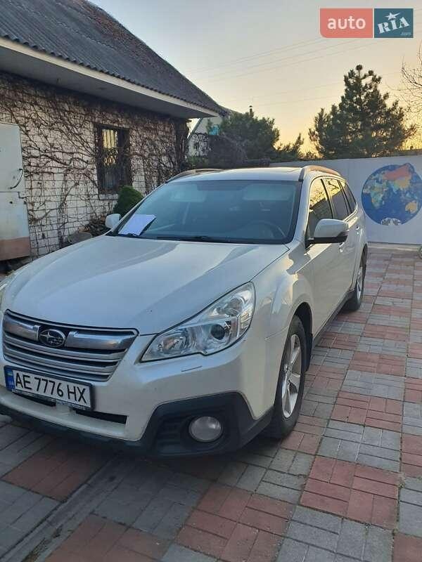 Subaru Outback 2013