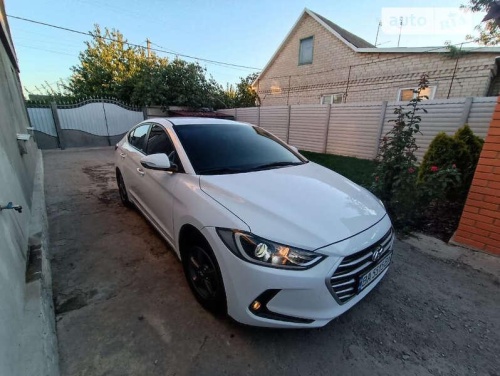 Hyundai Elantra 2016