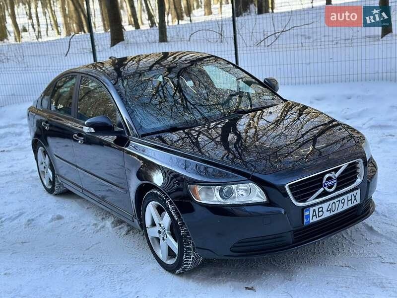 Volvo S40 2011