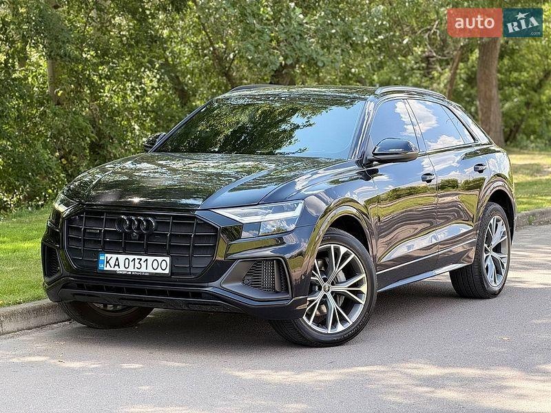 Audi Q8 2021
