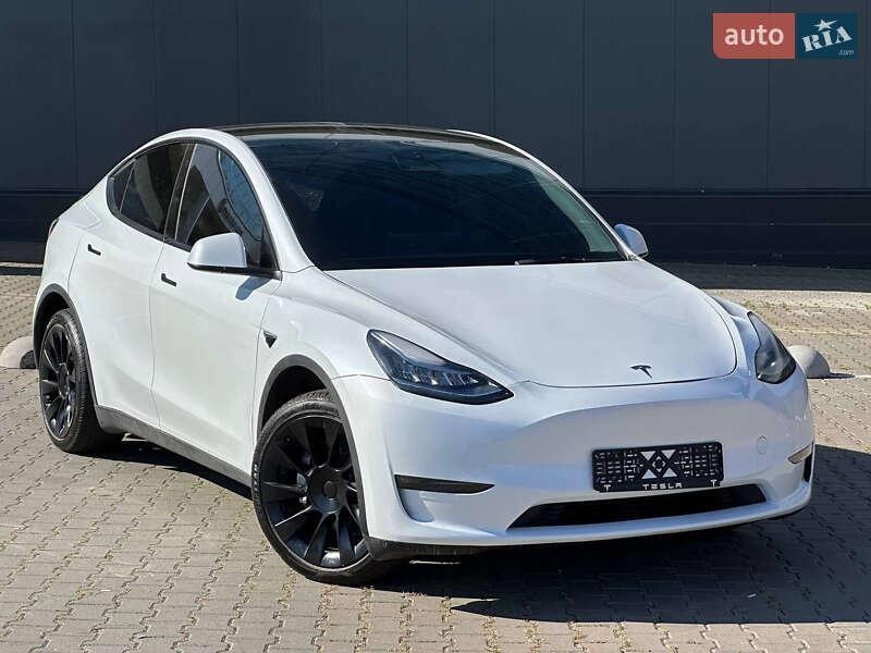 Tesla Model Y 2023