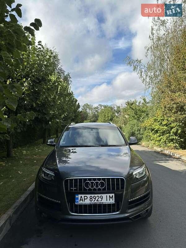 Audi Q7 2015