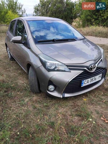 Toyota Yaris 2015