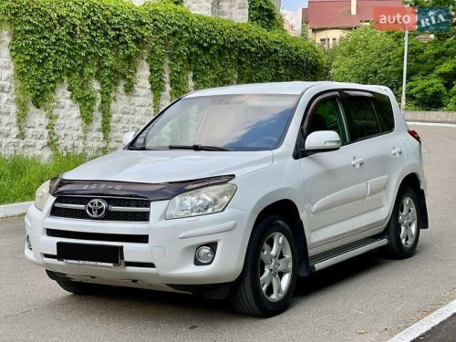 Toyota RAV4 2010