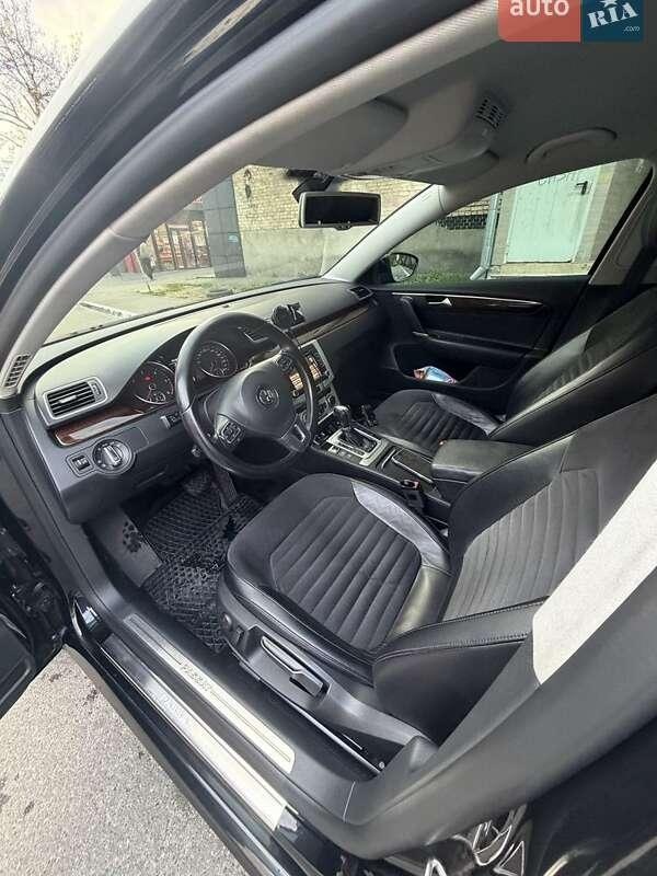 Volkswagen Passat 2011