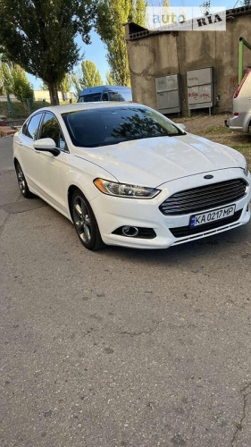 Ford Fusion 2016