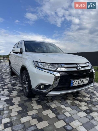 Mitsubishi Outlander 2017