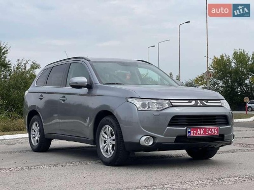 Mitsubishi Outlander 2013