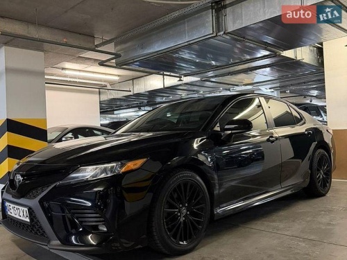 Toyota Camry 2019