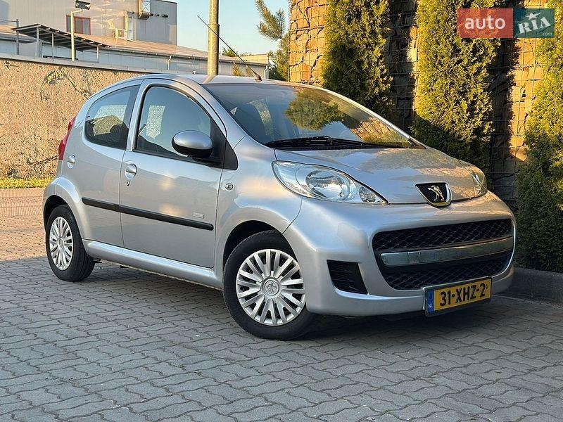 Peugeot 107 2011