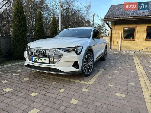 Audi e-tron 2020