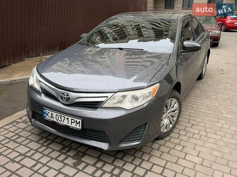 Toyota Camry 2013