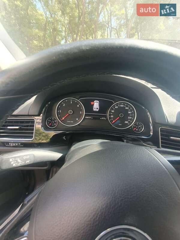 Volkswagen Touareg 2015