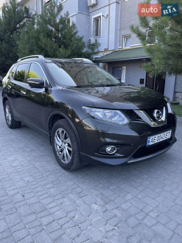 Nissan X-Trail 2015