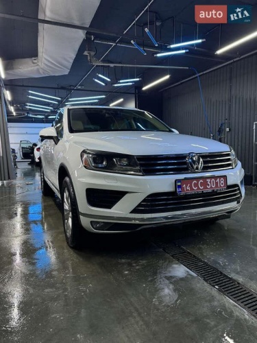 Volkswagen Touareg 2014