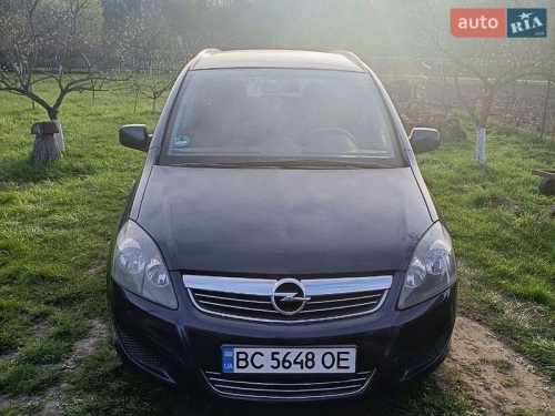 Opel Zafira 2011