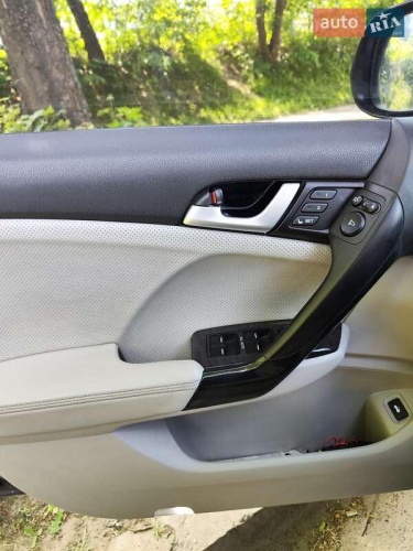 Honda Accord 2012