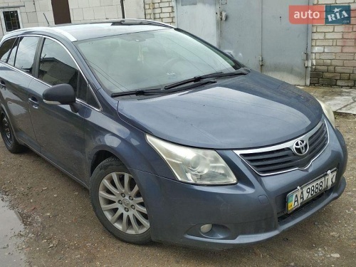 Toyota Avensis 2010