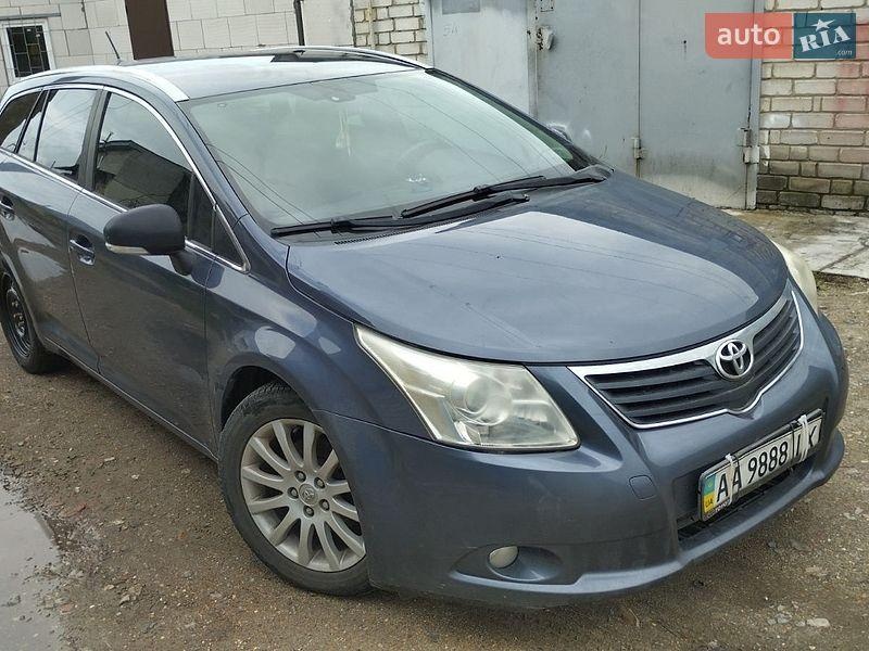 Toyota Avensis 2010
