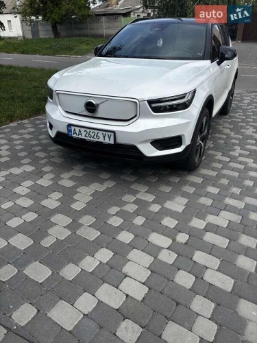 Volvo XC40 2021