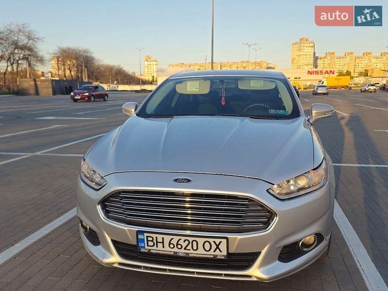 Ford Fusion 2015