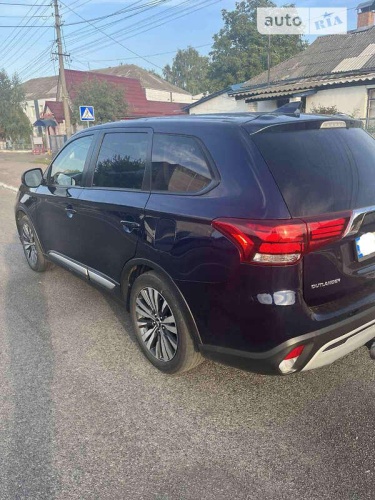 Mitsubishi Outlander 2019