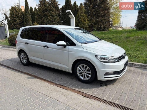 Volkswagen Touran 2015