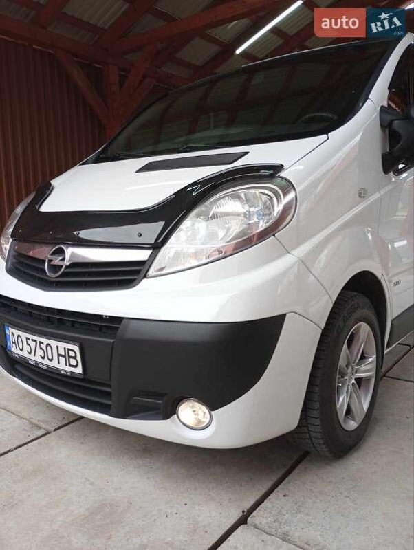 Opel Vivaro 2013