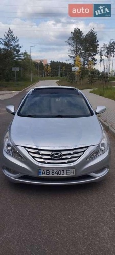 Hyundai Sonata 2011