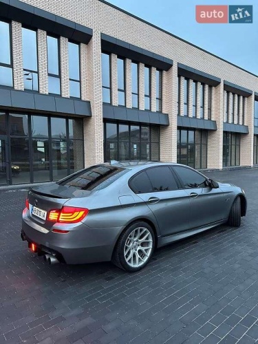 BMW 5 Series 2010