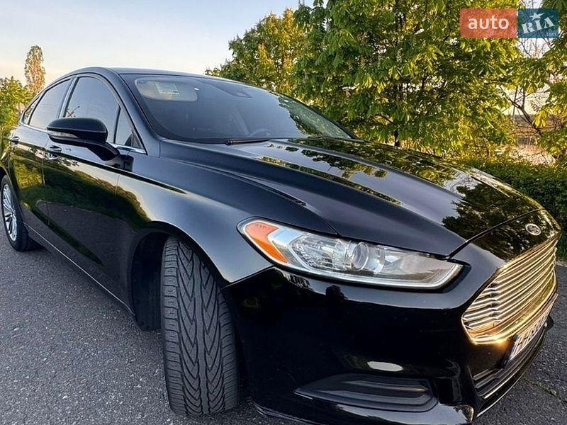 Ford Fusion 2015